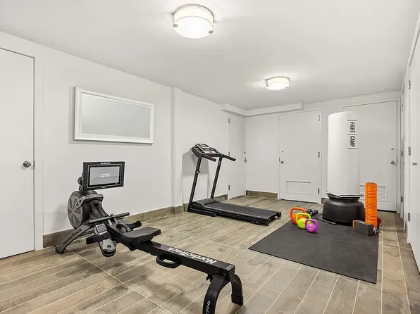 71 Greene Avenue image 17 of 21