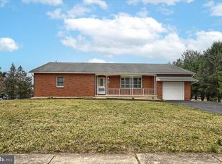 1637 Yorktowne Dr, York, PA 17408