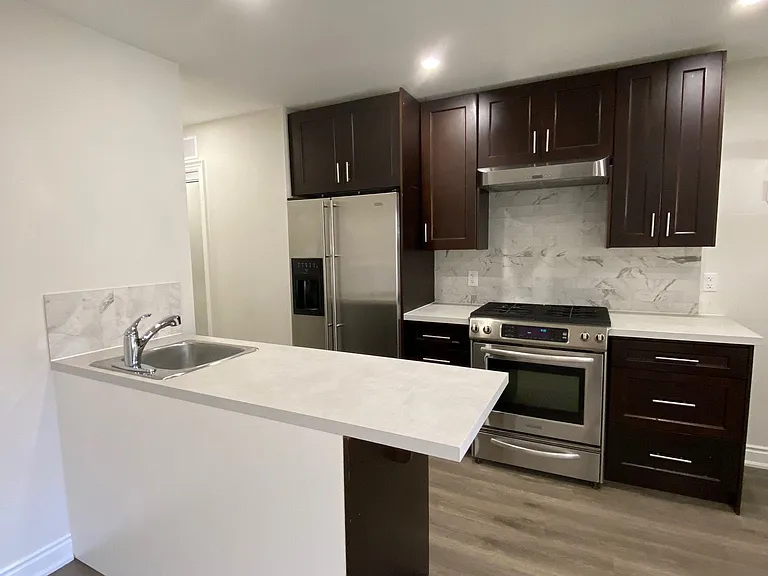 239 Main St #4 — Photo 5