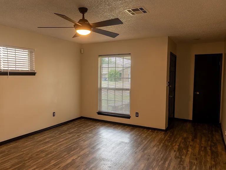 1002 SW 97th St #1002 — Photo 1