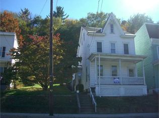 519 Peacock St, Pottsville, PA 17901