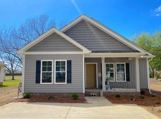 313 Main St, Micro, NC 27555