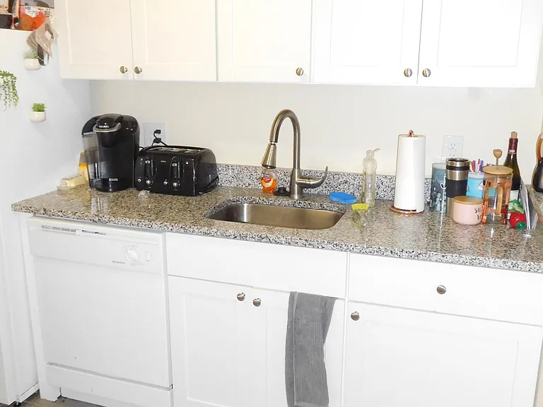3-15 Lorraine Terrace — Photo 47