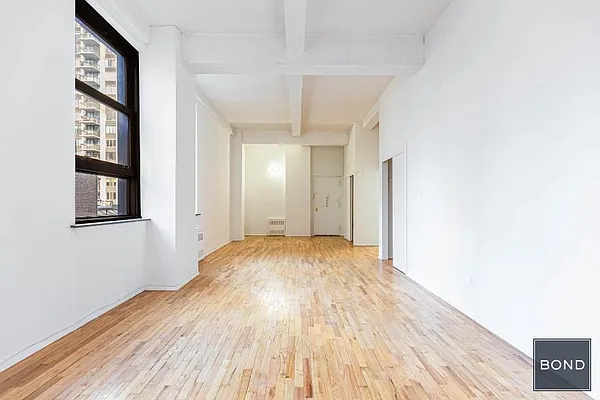 Rented by Bond New York | media 14