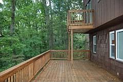 2nd image of 2 Fetter Ln