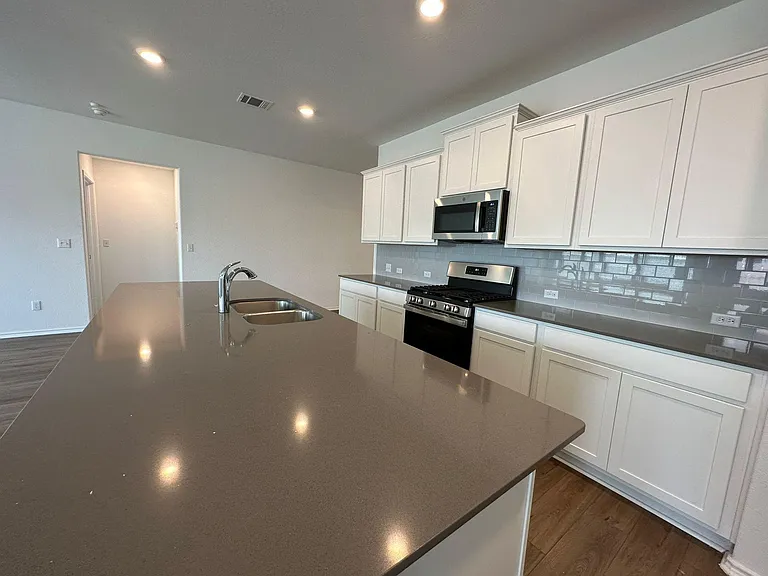 195 Otter Rd — Photo 9
