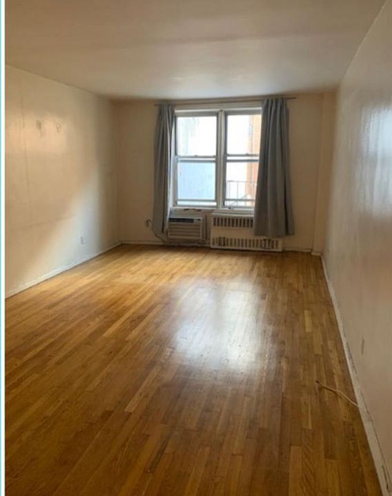 2nd image of 25 W 13th St APT 2JS