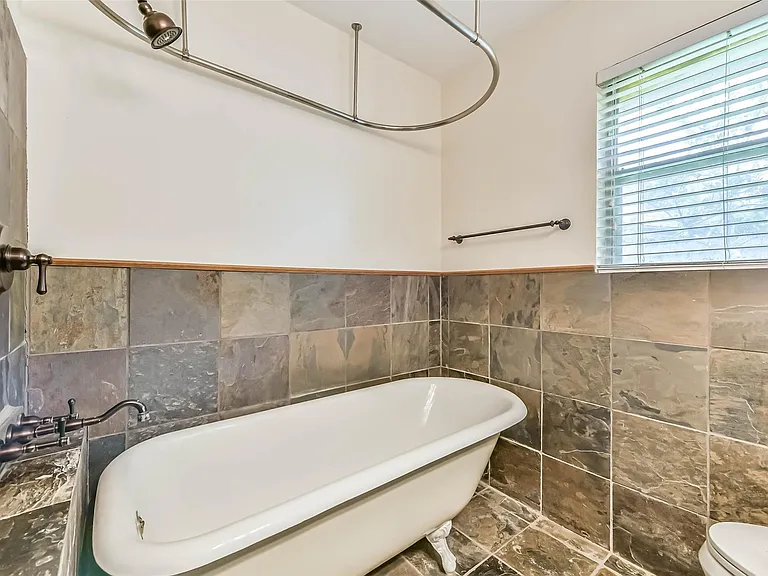 3023 Fairhope St — Photo 20