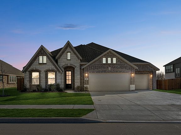 2nd image of 907 Willowbanks Dr