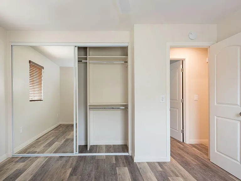 954 Agate St #A — Photo 13