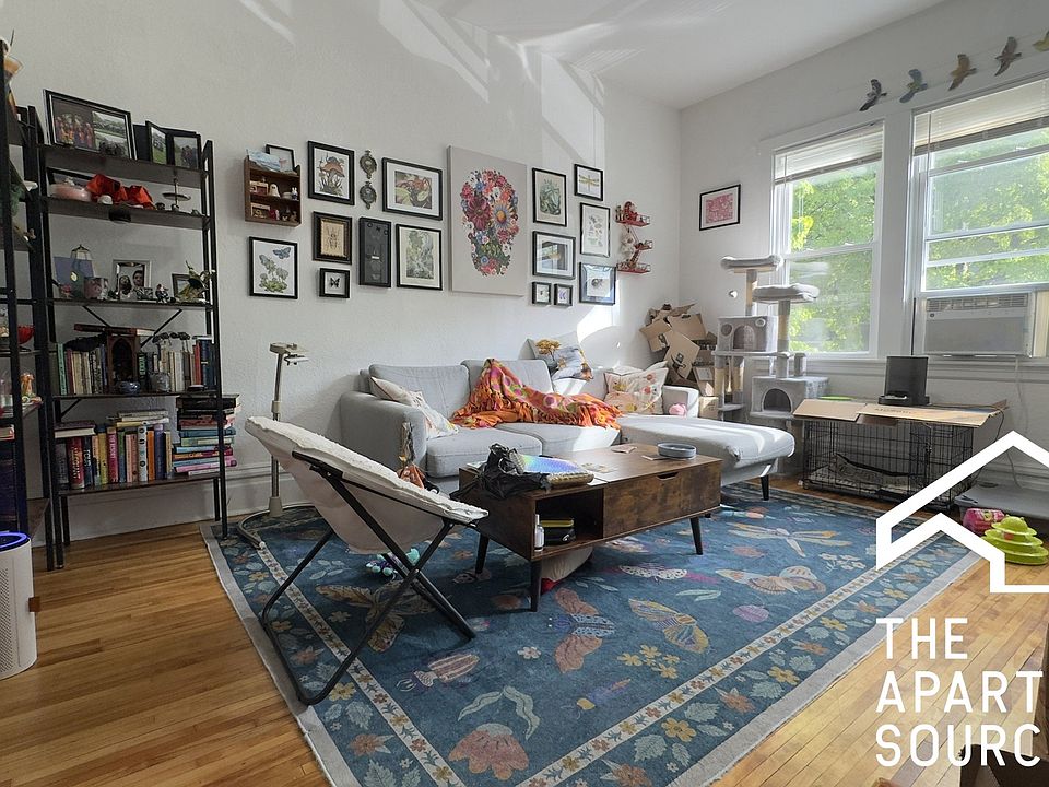 1st image of 2049 N Bingham St #B
