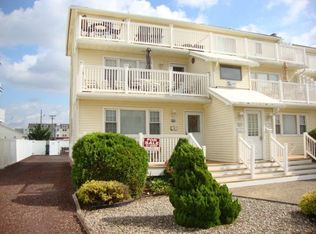 117 65th St APT 101, Sea Isle City, NJ 08243