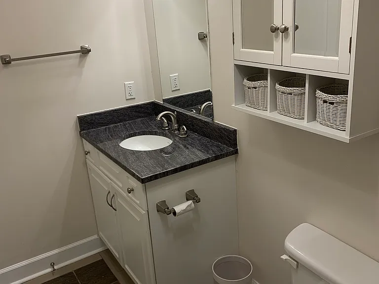 1397 Broadview Ave #8 — Photo 11