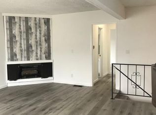 748 Center Pl #A, Manhattan Beach, CA 90266