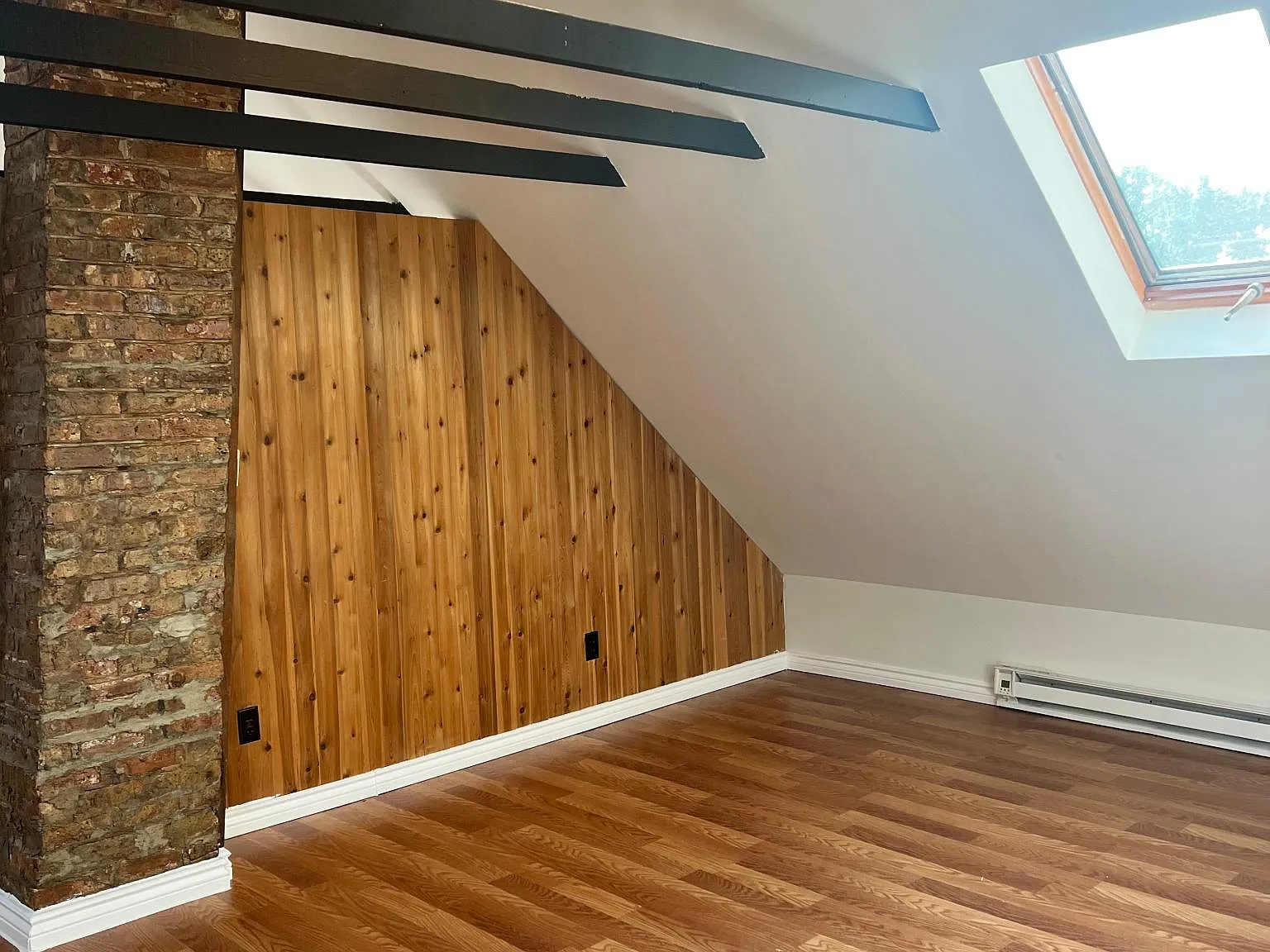 1 bed, 750 sqft, $1,400 — Photo 2
