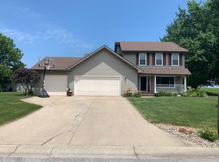 329 Richmond Rd, Valparaiso, IN 46383