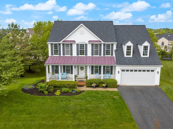 1712 Locksley Ln, Mount Airy, MD 21771