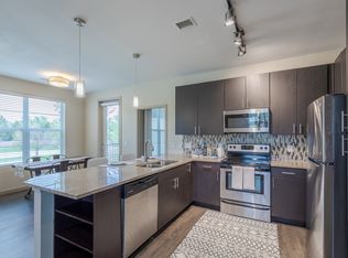 Outlook Littleton, Littleton, CO 80128