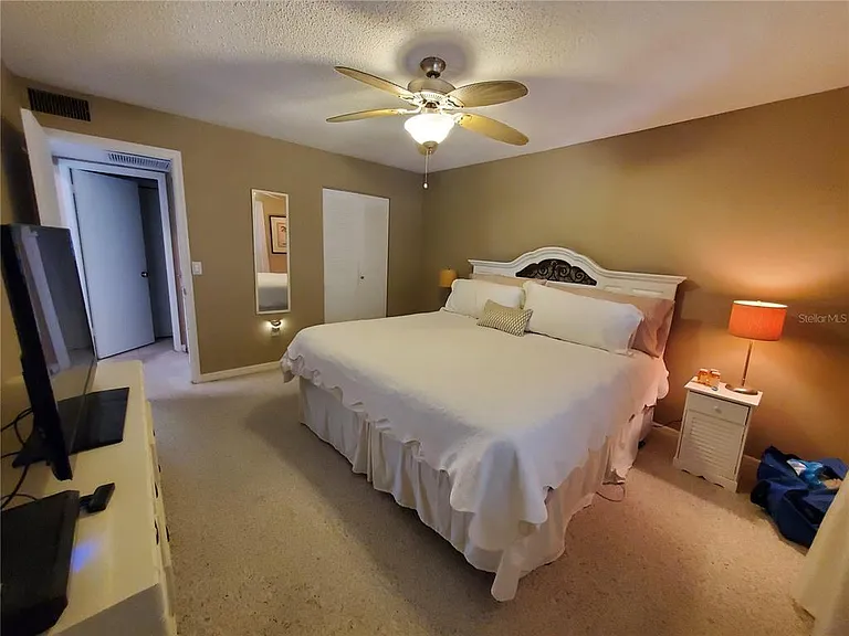 1400 Arrowhead Cir W — Photo 9