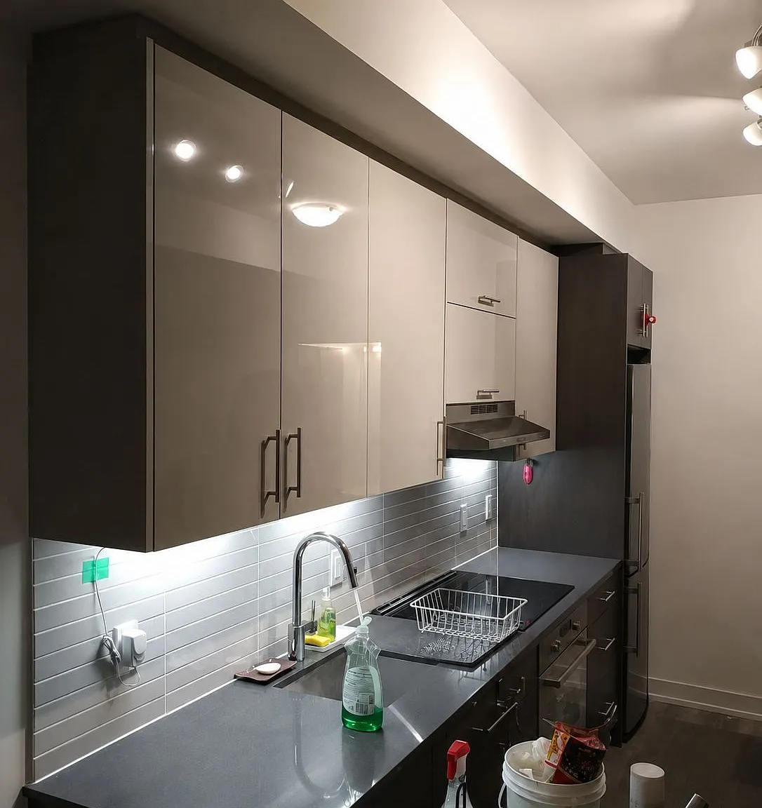 1 bed, $2,100 — Photo 3