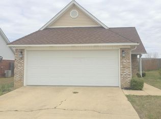 138 Mike Ave, Guntown, MS 38849