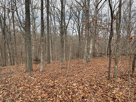 3rd image of Darst Ln #8