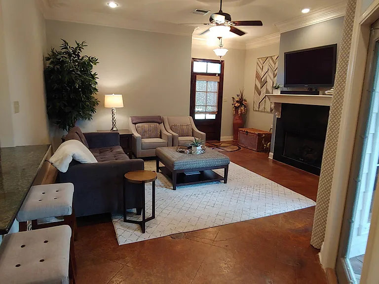 107 Barataria Bay — Photo 3