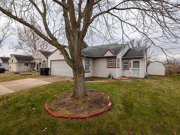 3rd image of 3408 Sussex Ln