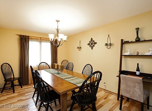 5th image of 844 Francine Dr