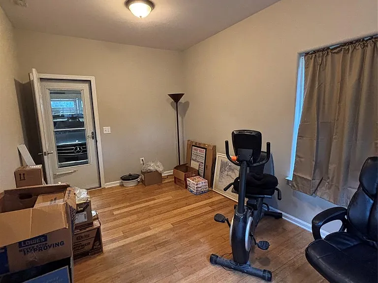 322 Patricia Ave — Photo 19