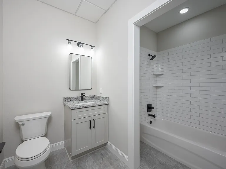 115 E Arden Mays Blvd #202 — Photo 9