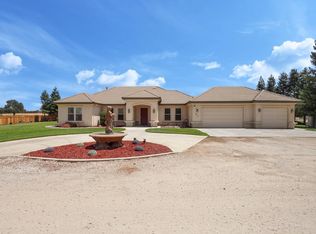 18624 E Almond St, Clements, CA