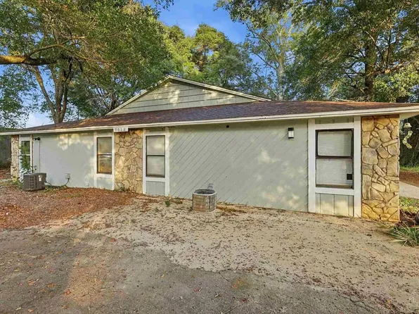 6832 Tiki Ln #4, Pensacola, FL 32503