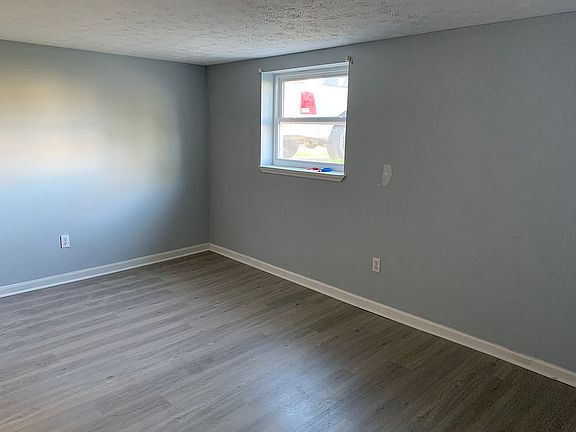 3rd image of 506 Orange St