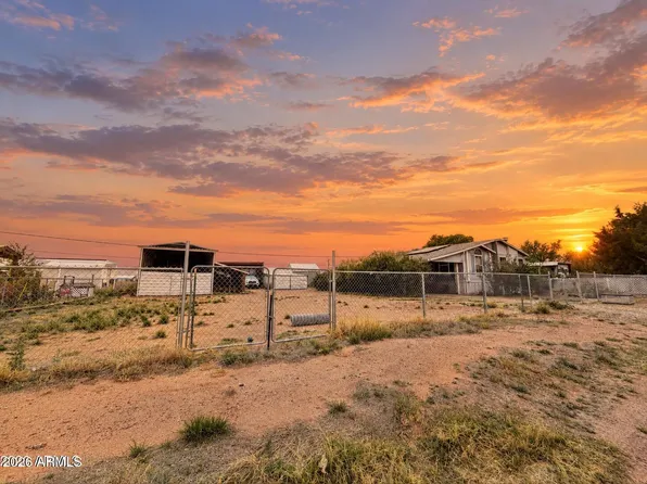 9518 E JOY Avenue, Hereford, AZ 85615