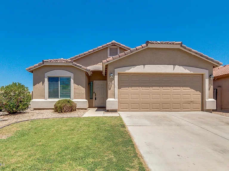 3868 W Carlos Ln — Photo 1