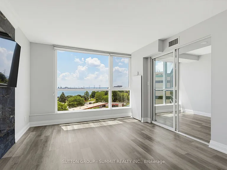 415 Locust St #602 — Photo 21