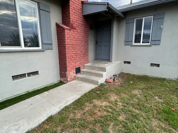 1025 S Santa Fe Ave, San Jacinto, CA 92583