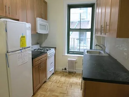 Rented by City & Suburban | media 31