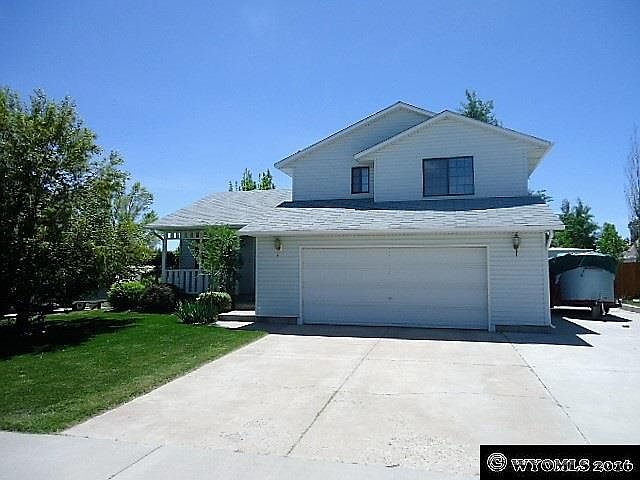 1st image of 113 Wild Rose Ln