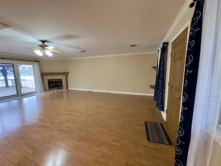 690 Terrace Lake Rd — Photo 23