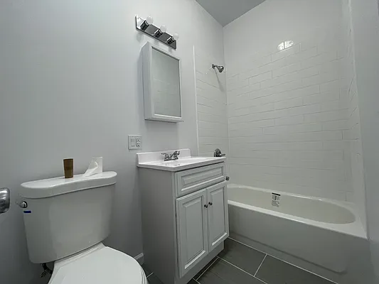 Rented by Oxford Property Group | media 8