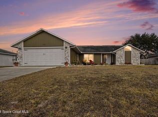 435 Delmonico St NE, Palm Bay, FL 32907