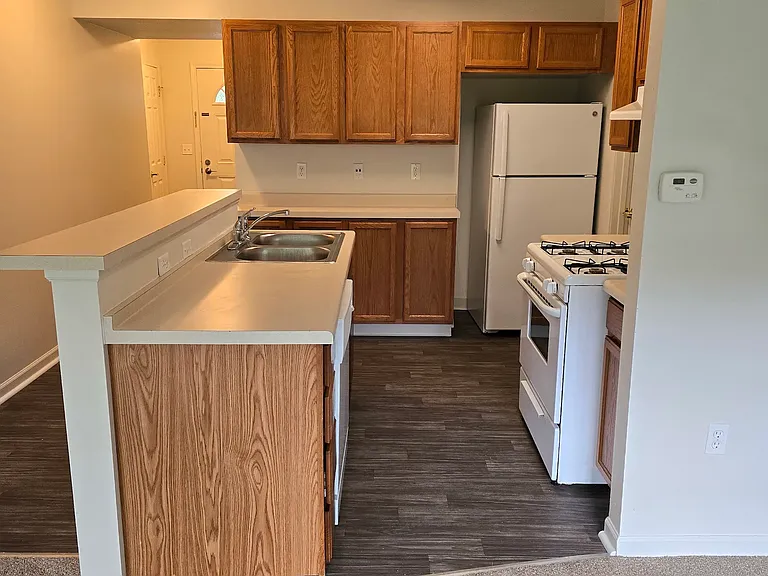 Windsong Townhomes — Photo 6