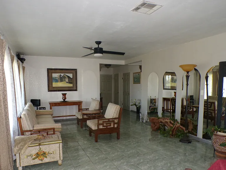 115 Corte Maria Ave — Photo 10