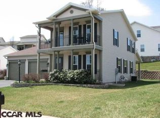 103 Honors Ln, State College, PA 16803