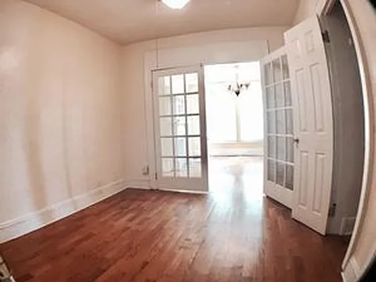 Rented by Lang Realty LLC | media 7