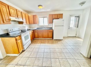 108 E Market St APT 2, Scranton, PA