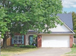 489 Skyview Ln, Lexington, KY 40511