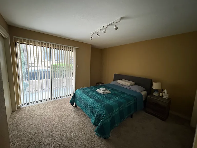 4777 Cedar Springs Rd #6E — Photo 3